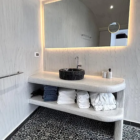 Helionira Villa Éxo Goniá