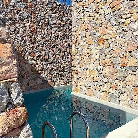 Helionira Villa